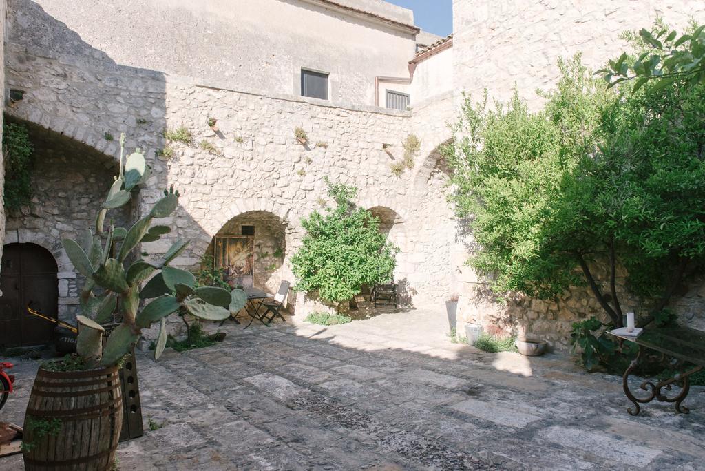 Masseria Barone Gambadoro Monte Sant'Angelo Eksteriør billede